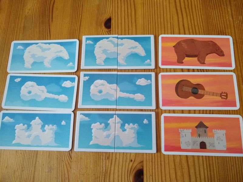 Wolkenplättchen mit passenden Bildkarten