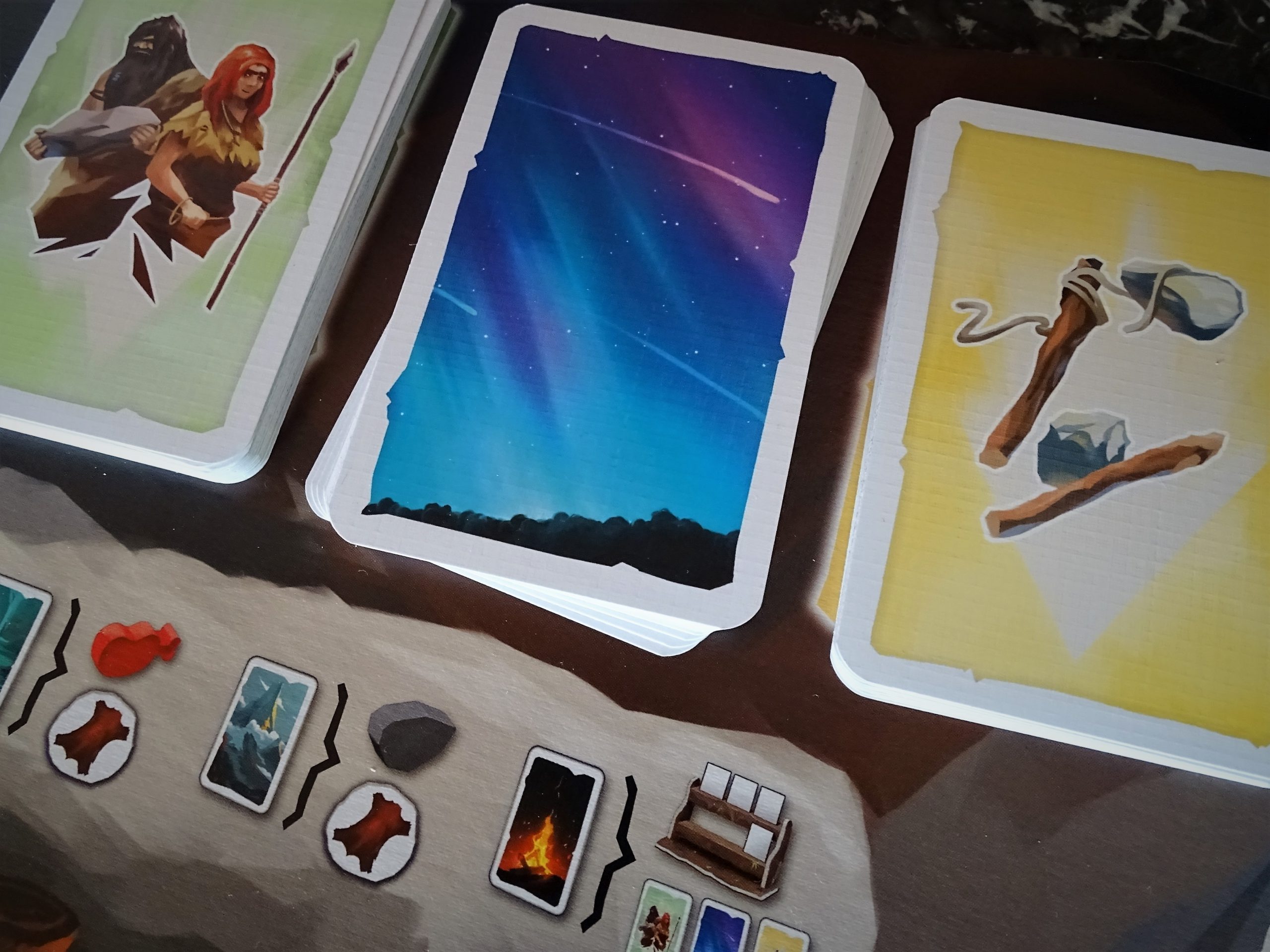 Ein Blick auf die Karten mit neuen Stammesmitgliedern, Träumen und Entwicklungen. 