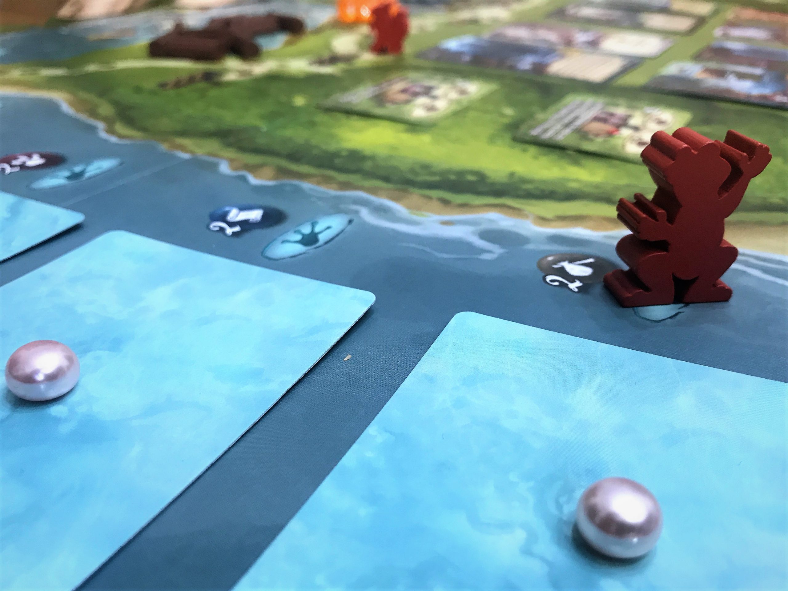 Die verdeckten Karten bringen den Faktor Glück ins Spiel