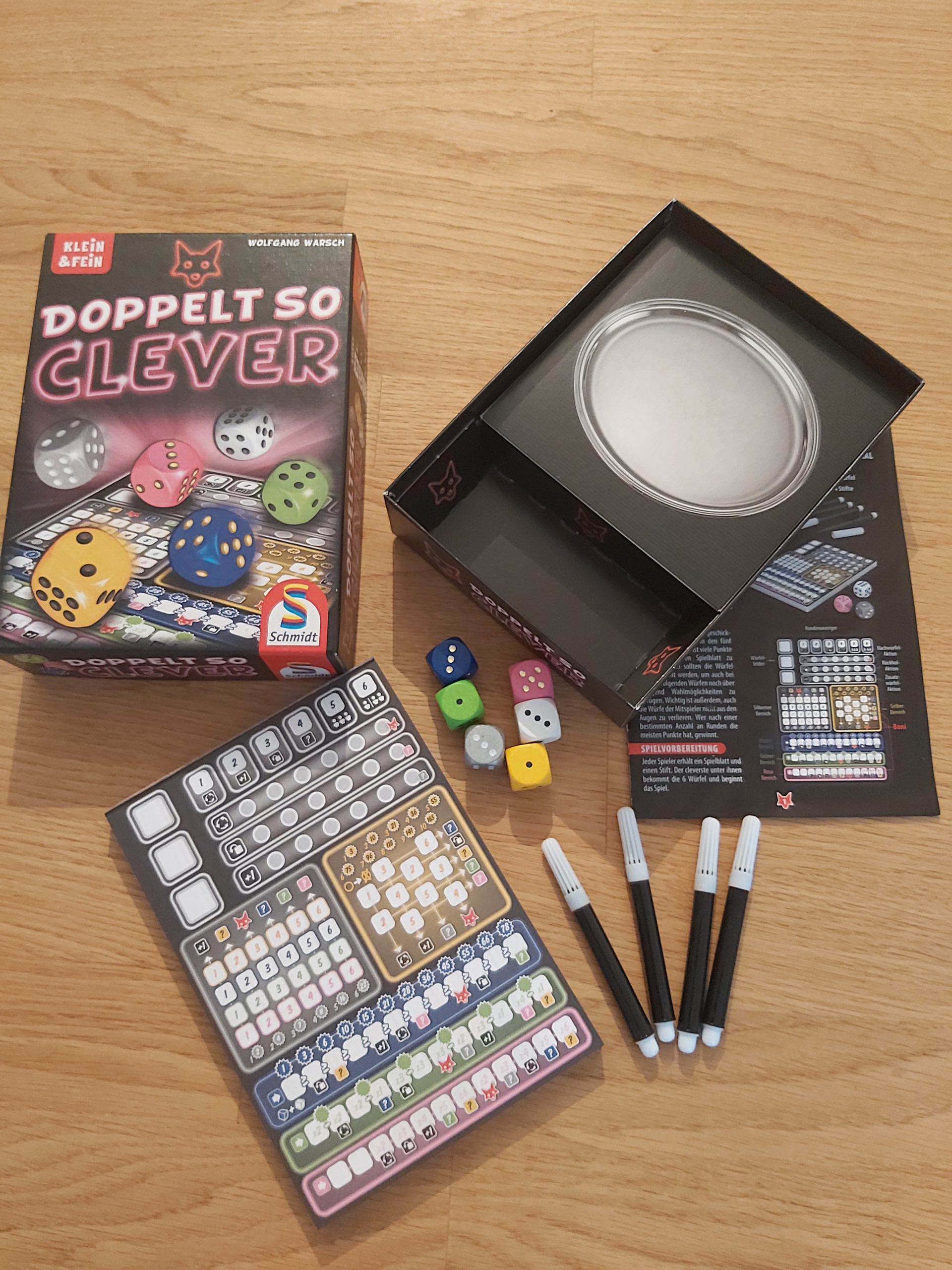 Zu sehen ist Doppelt von Clever von Schmidt Spiele.