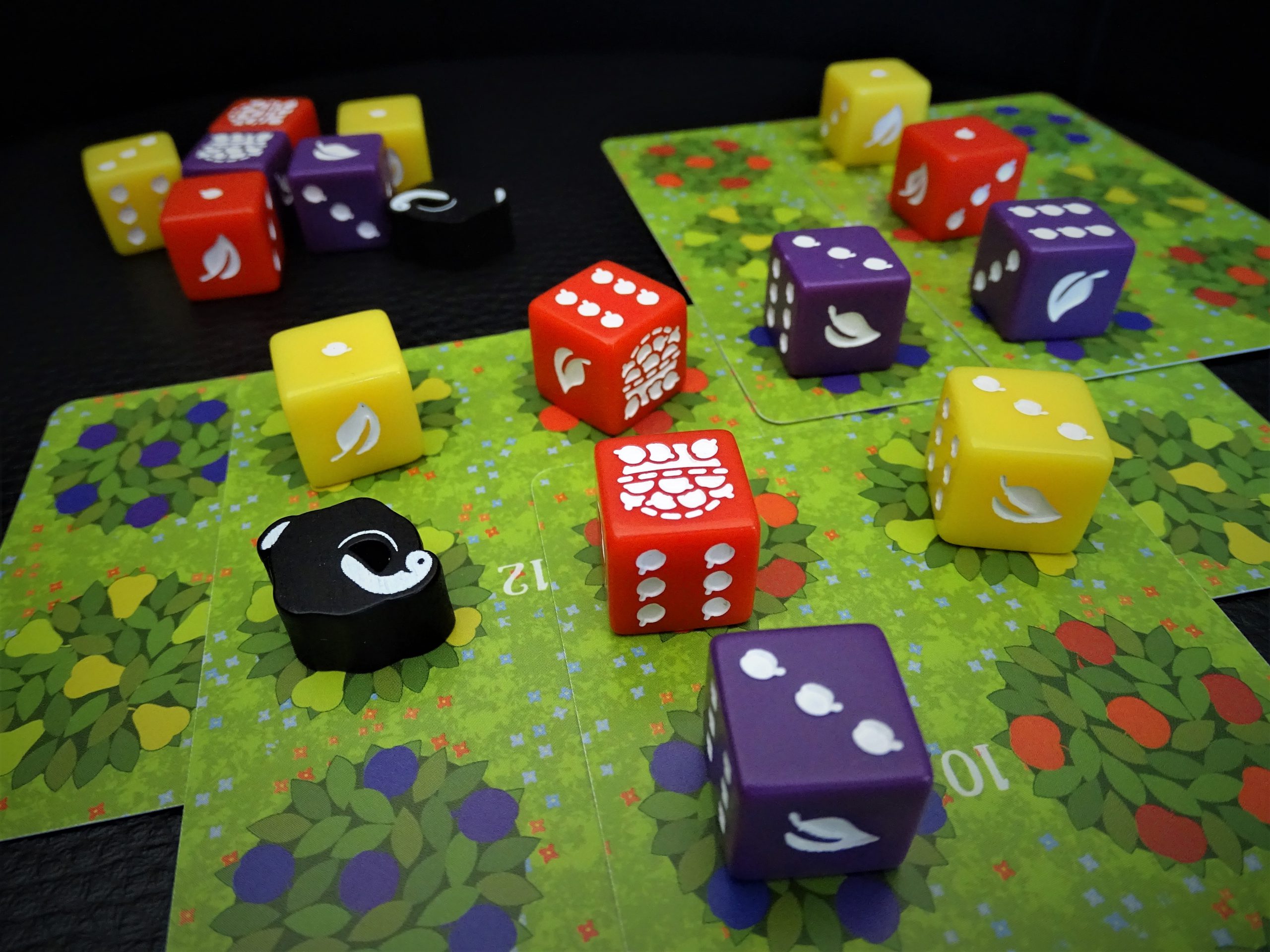 Die Würfel zeigen jetzt unterschiedliche Symbole