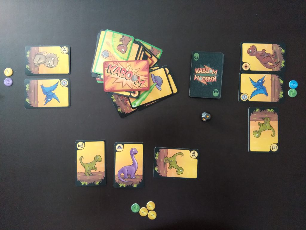 Spielsituation mit drei Spielenden