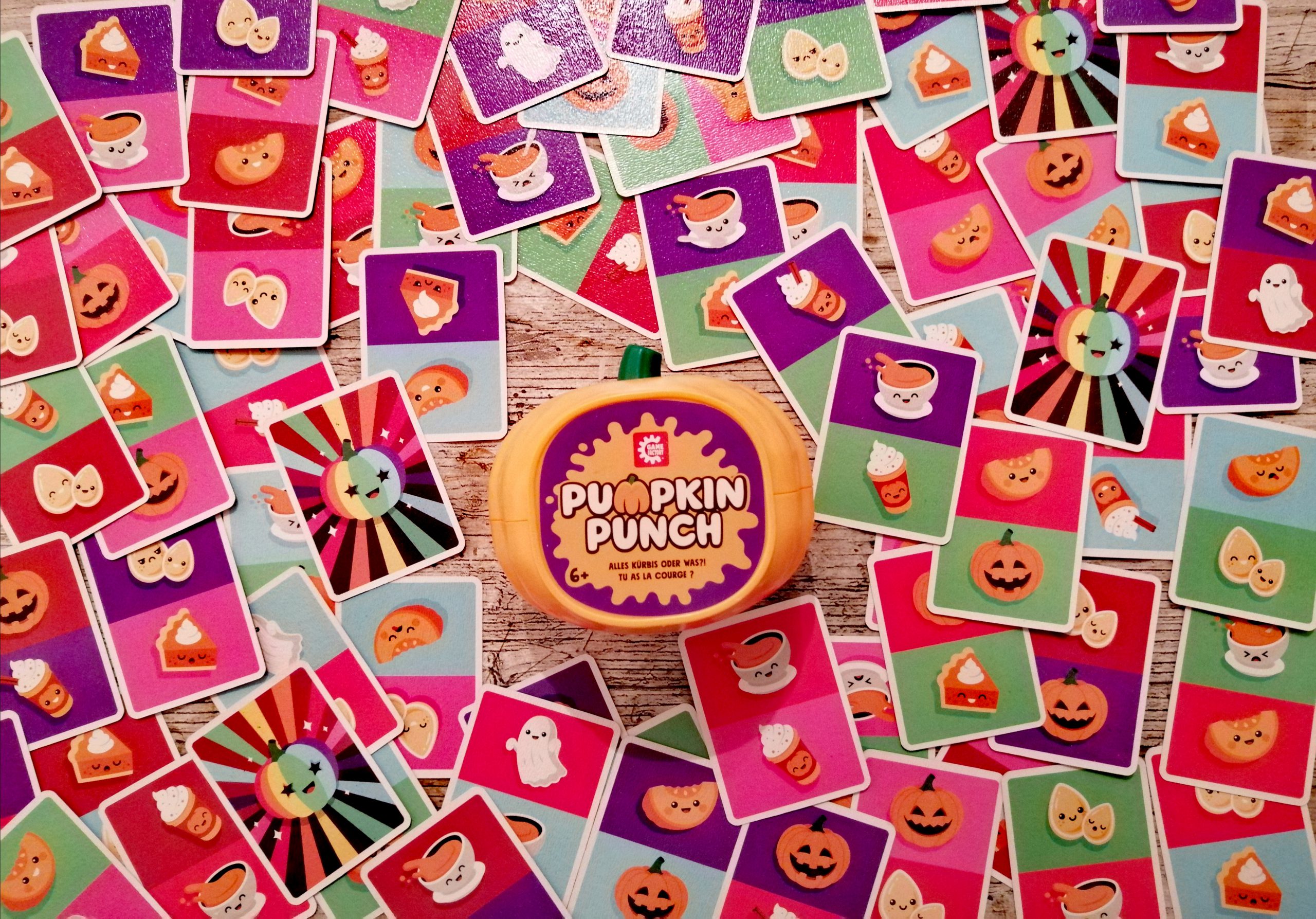 Spieleschachtel und Inhalt