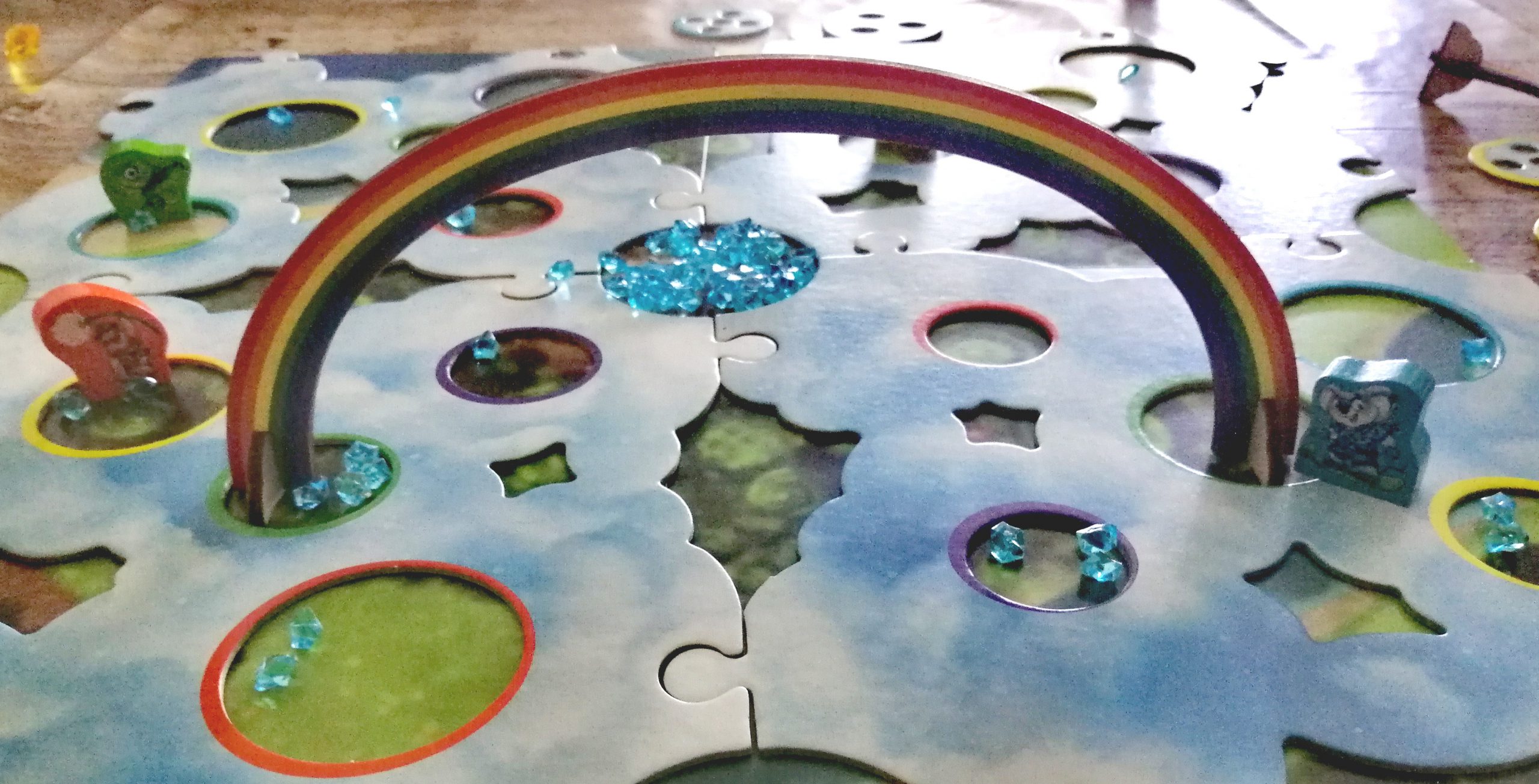 Die Entfernungen abzuschätzen ist gar nicht so einfach. Daher ist es wichtig die Kinder erstmal ausprobieren zu lassen.