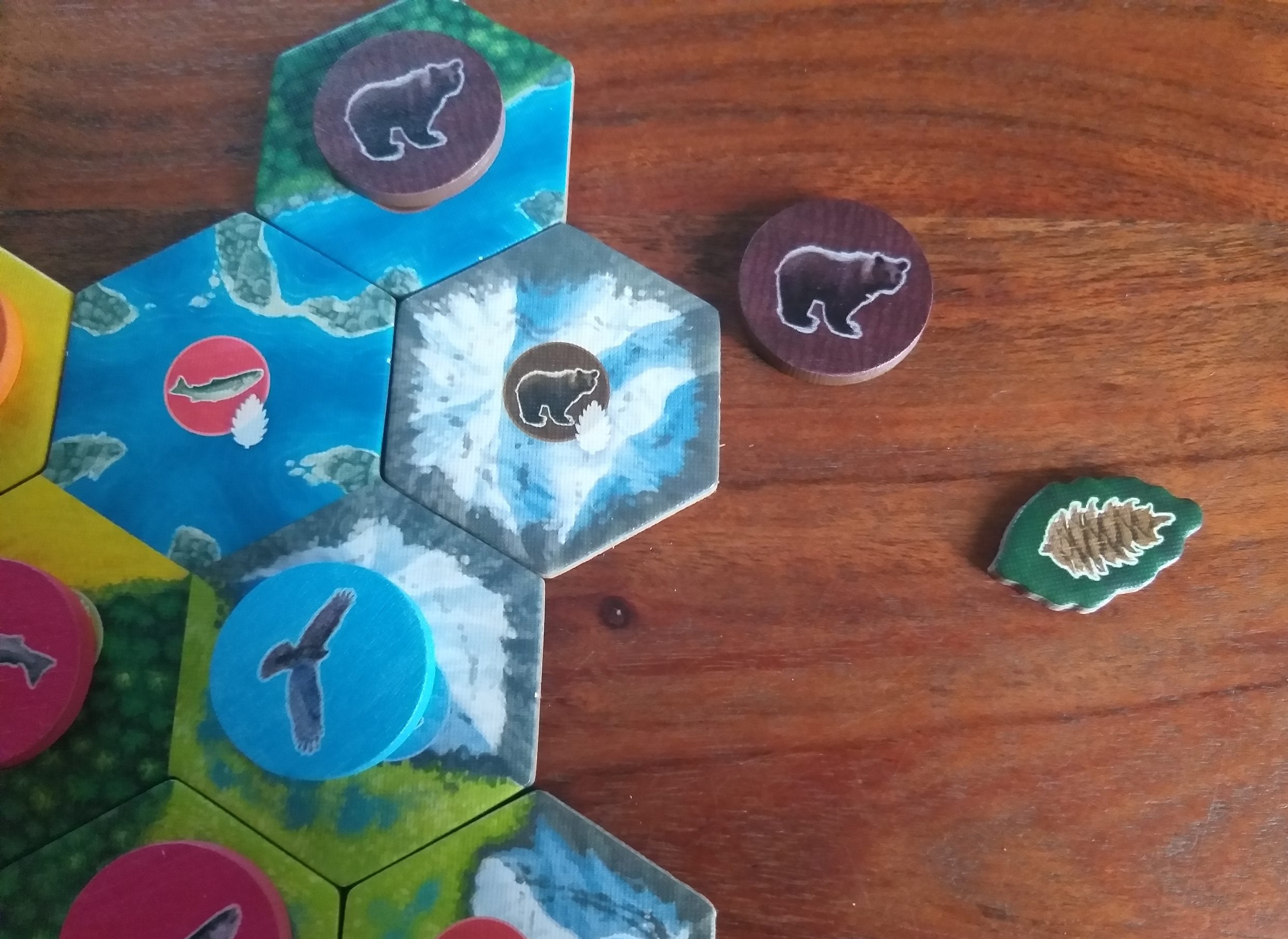 Das erste Bären-Pärchen ist gelegt. Dadurch erhalte ich Siegpunkte.