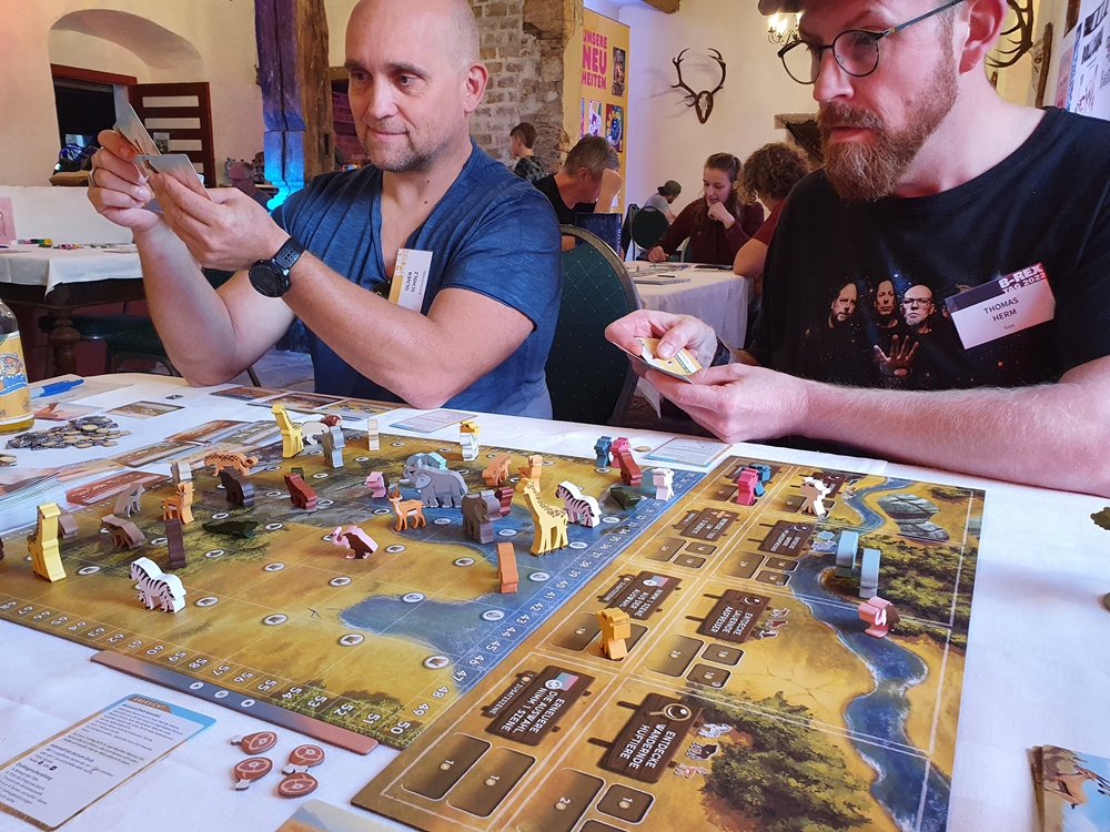 Spieltisch mit Wilde Serengeti