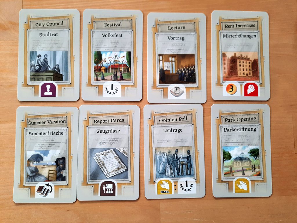 Einige Spielkarten aus Rise