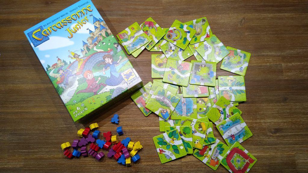 Dieses Bild zeigt das Spielmaterial von Carcassonne Junior