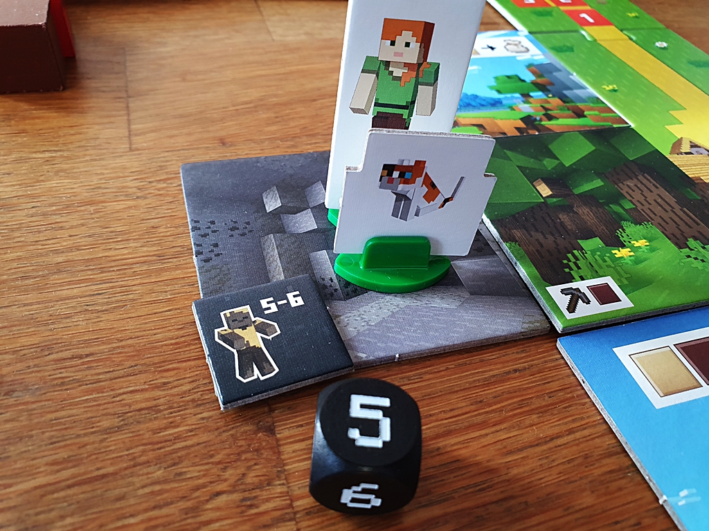 Ein Sammelplättchen ist von einem Monsterplättchen blockiert