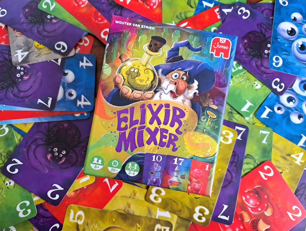 Spielkarton und Inhalt