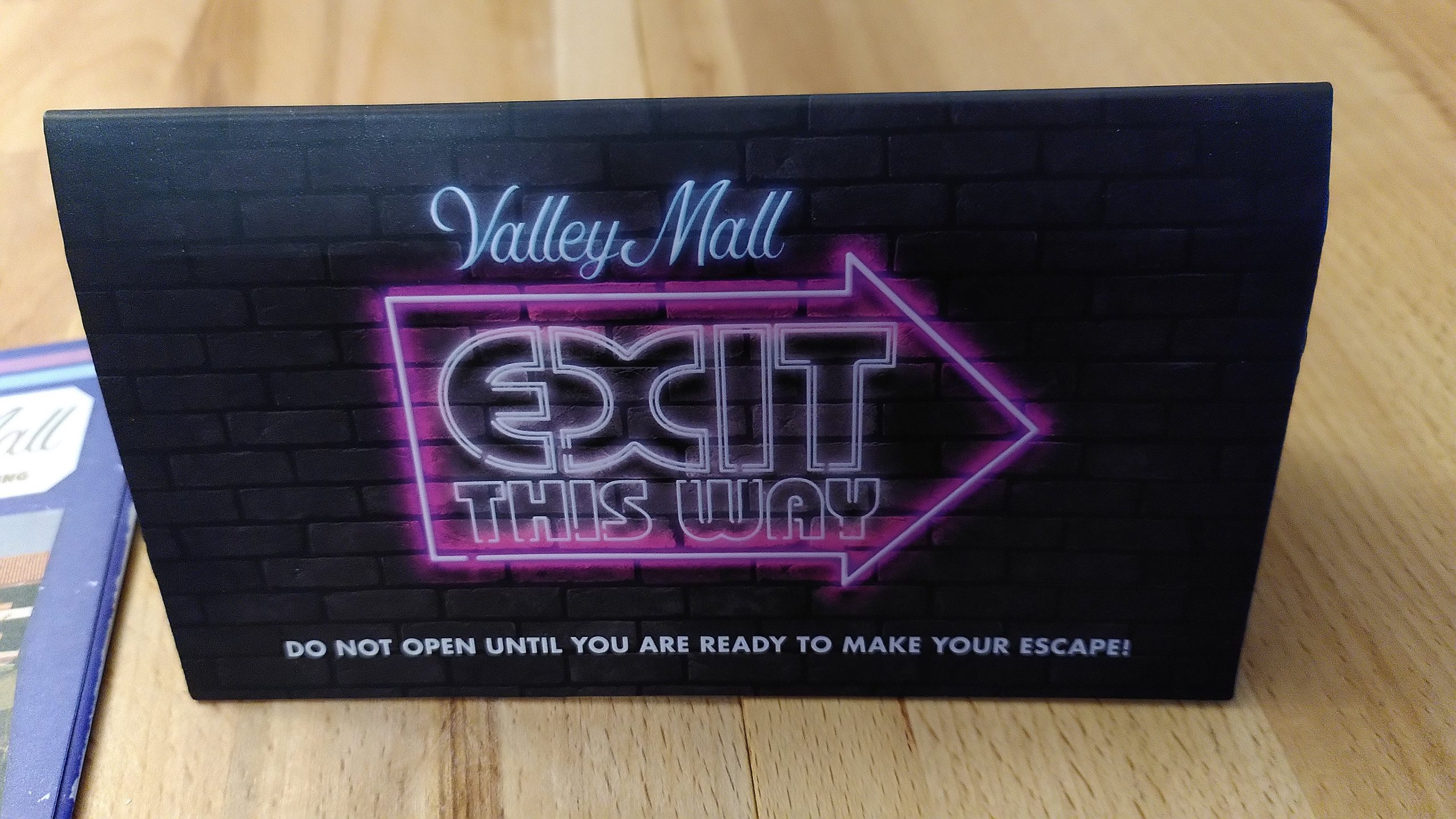 Exit-Schild der Mall, hier können wir am Ende überprüfen, ob unsere Lösungen richtig sind. 