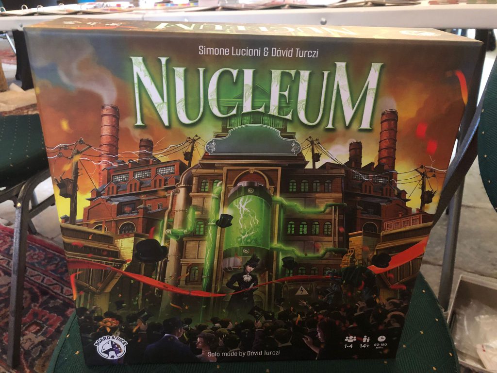 Spielschachtel von Nucleum