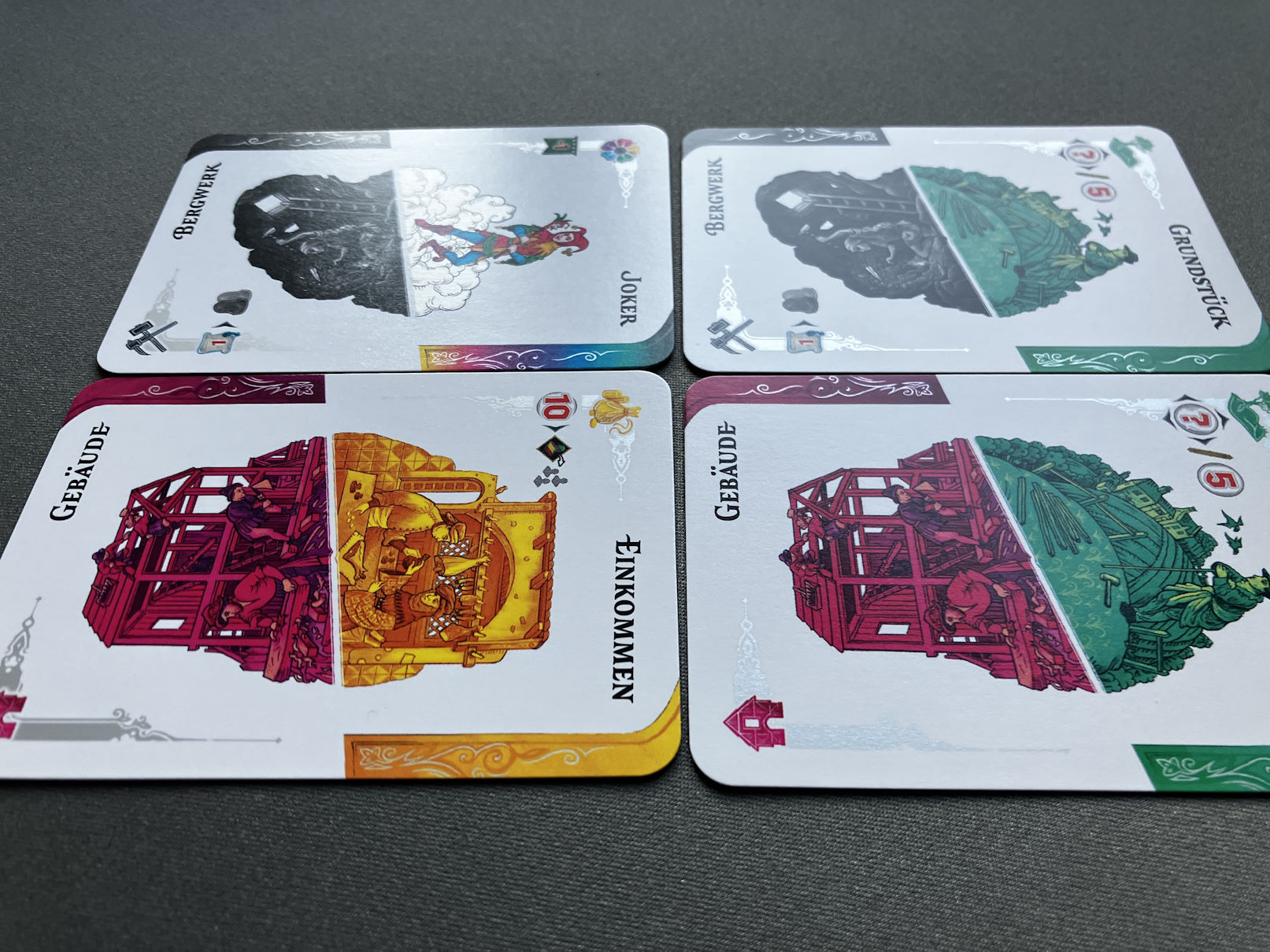 4 der 6 Aktionskarten in der Nahaufnahme