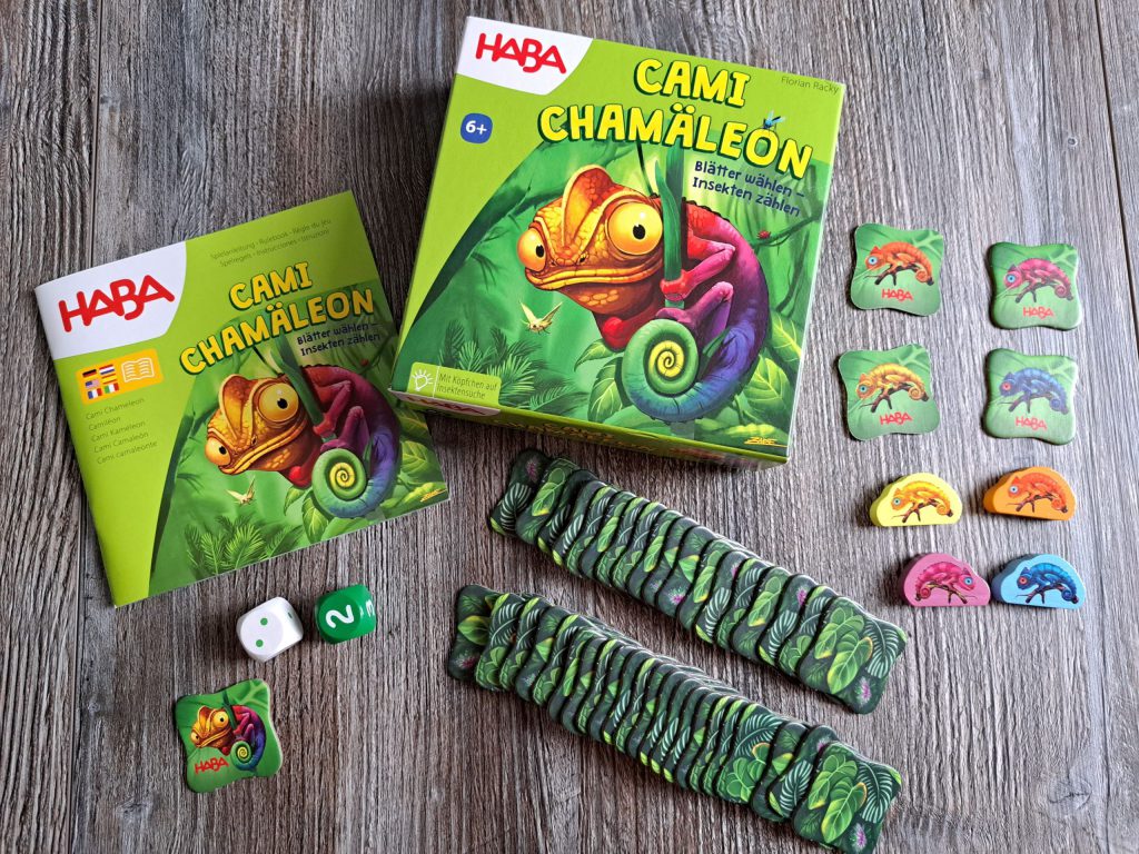 Spielkarton und Spielmaterial