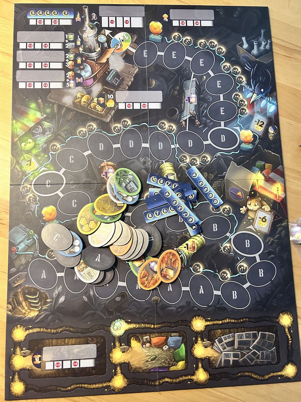 Der leere Spielplan mit Material zum individuellen Belegen