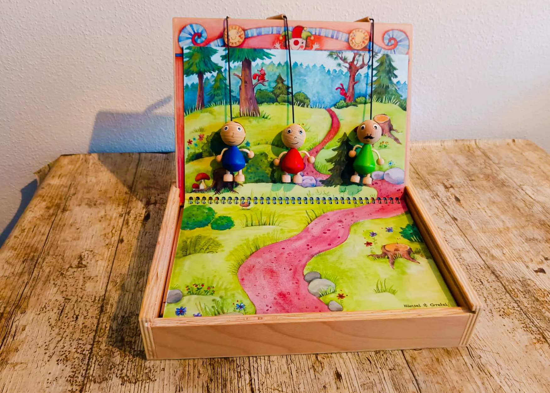 Die sanften ansprechenden Bilder laden nicht nur Kinder zum träumen ein.