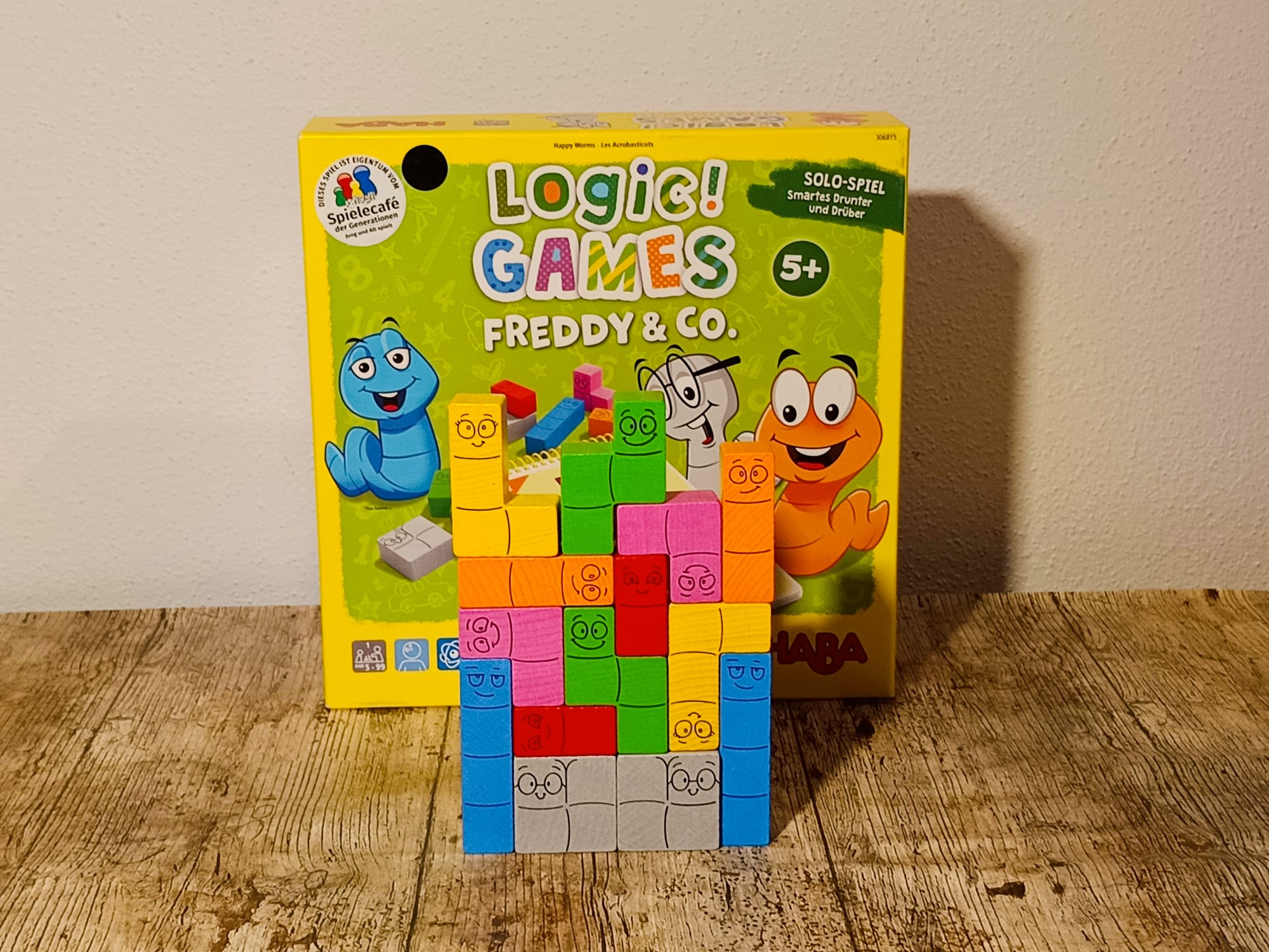 Die Bausteine kann man auch zu eigenen Gebilden formen. 