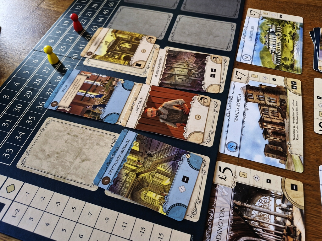 Die zentrale Auslage während einer Partie.