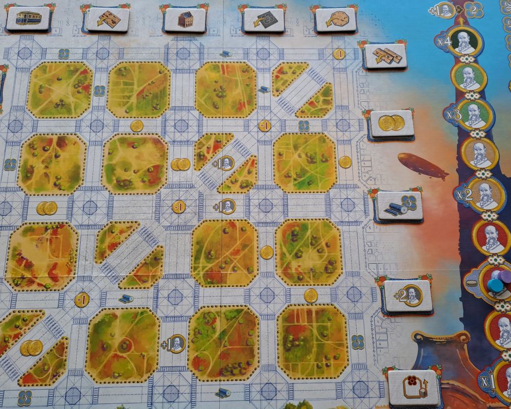 Zu sehen ist der noch leere Spielplan.