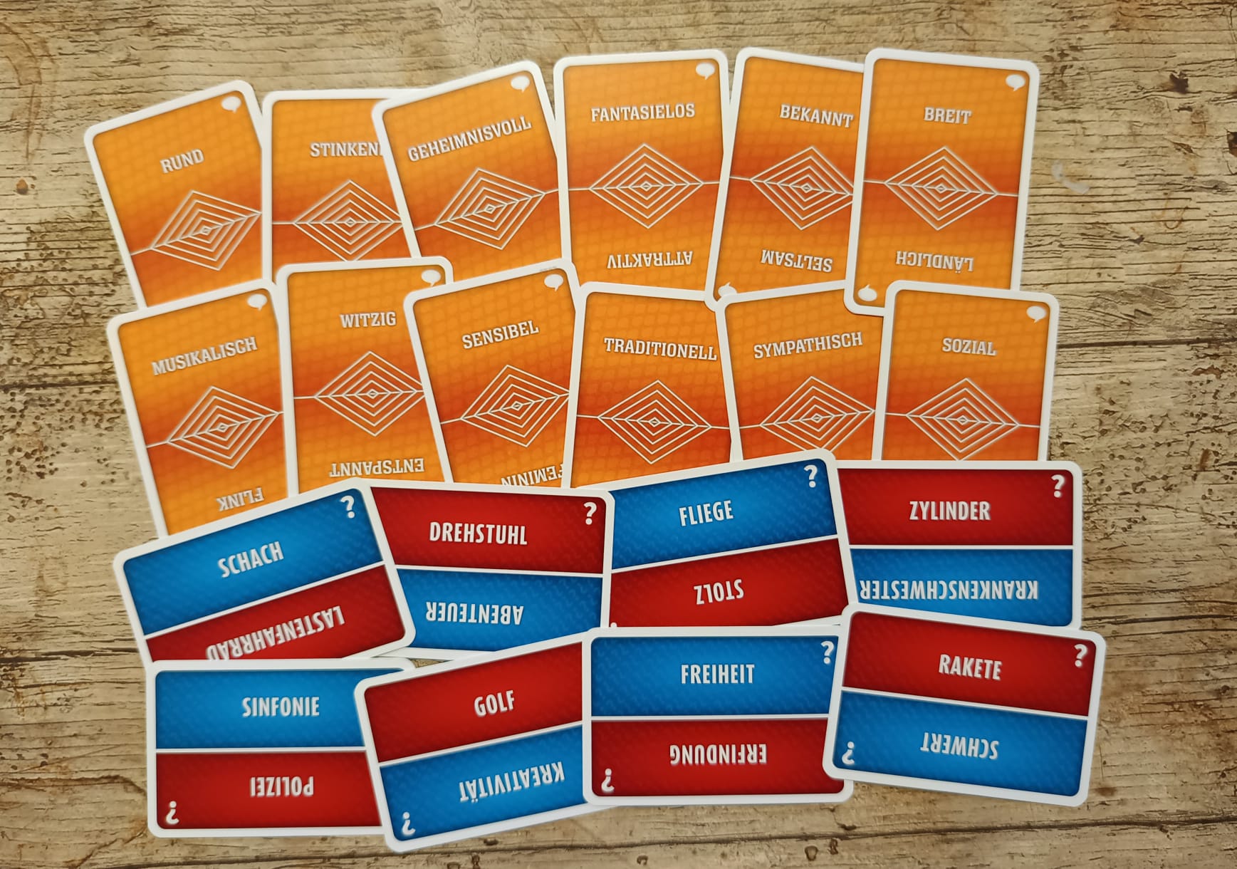 Die Karten sind beidseitig bedruckt.