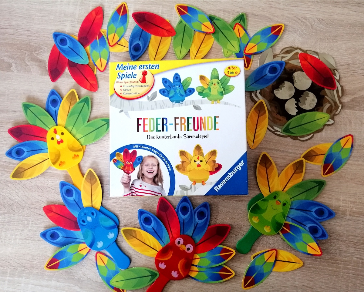 Spielschachtel mit Inhalt