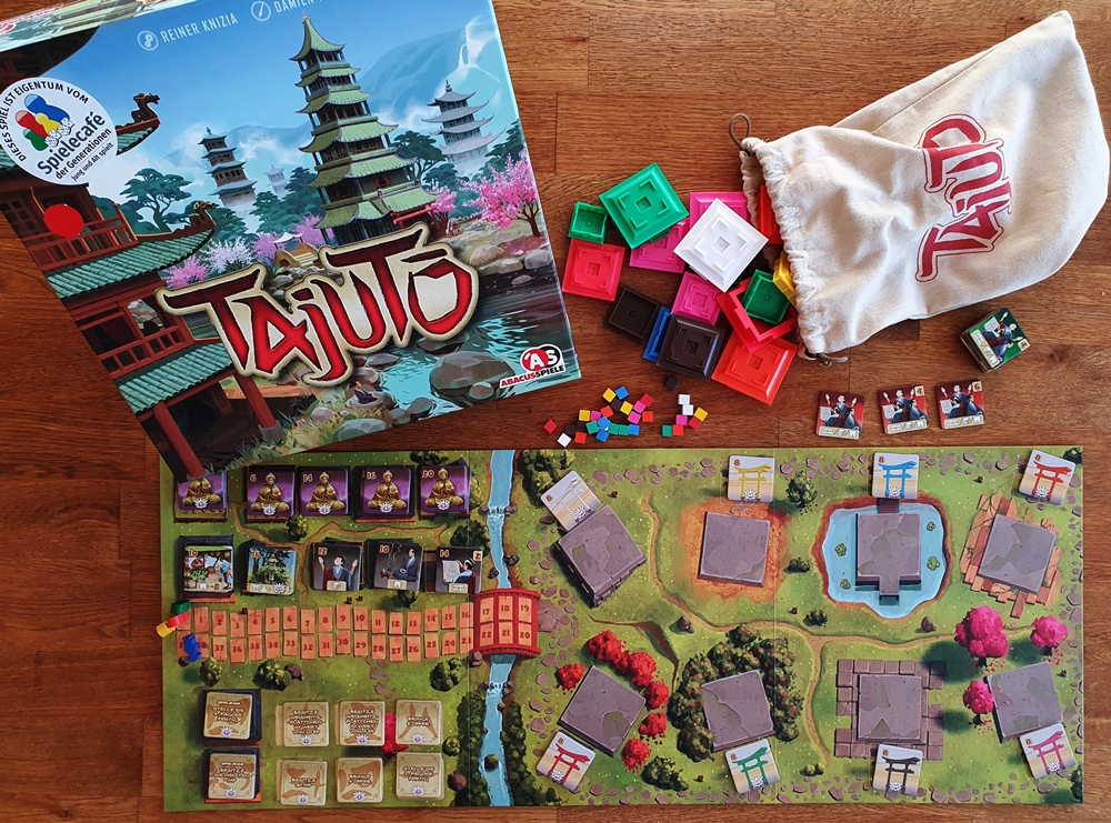 Spielkarton und Inhalt