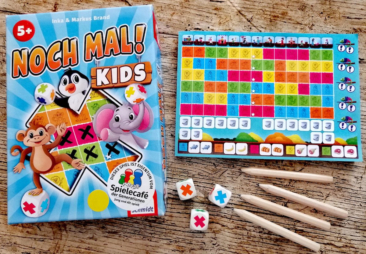 Spieleschachtel mit Inhalt