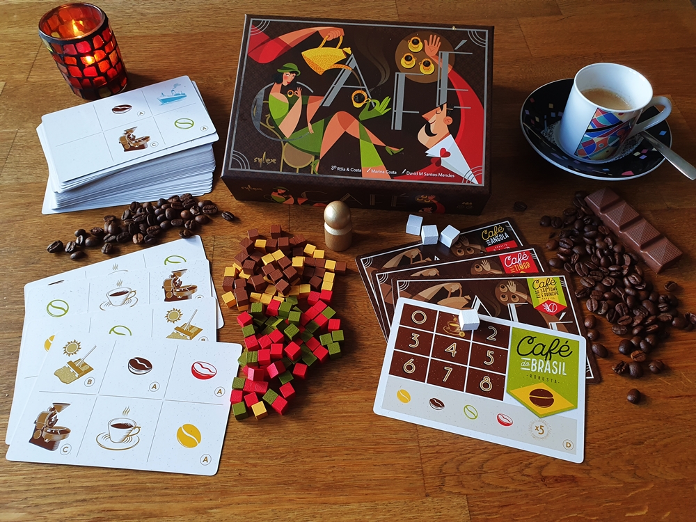 Spielkarton und Inhalt