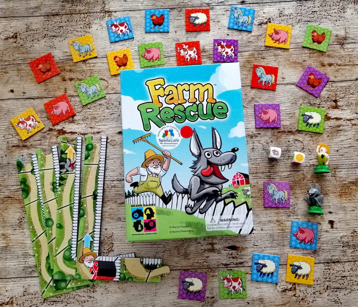 Spieleschachtel mit Inhalt