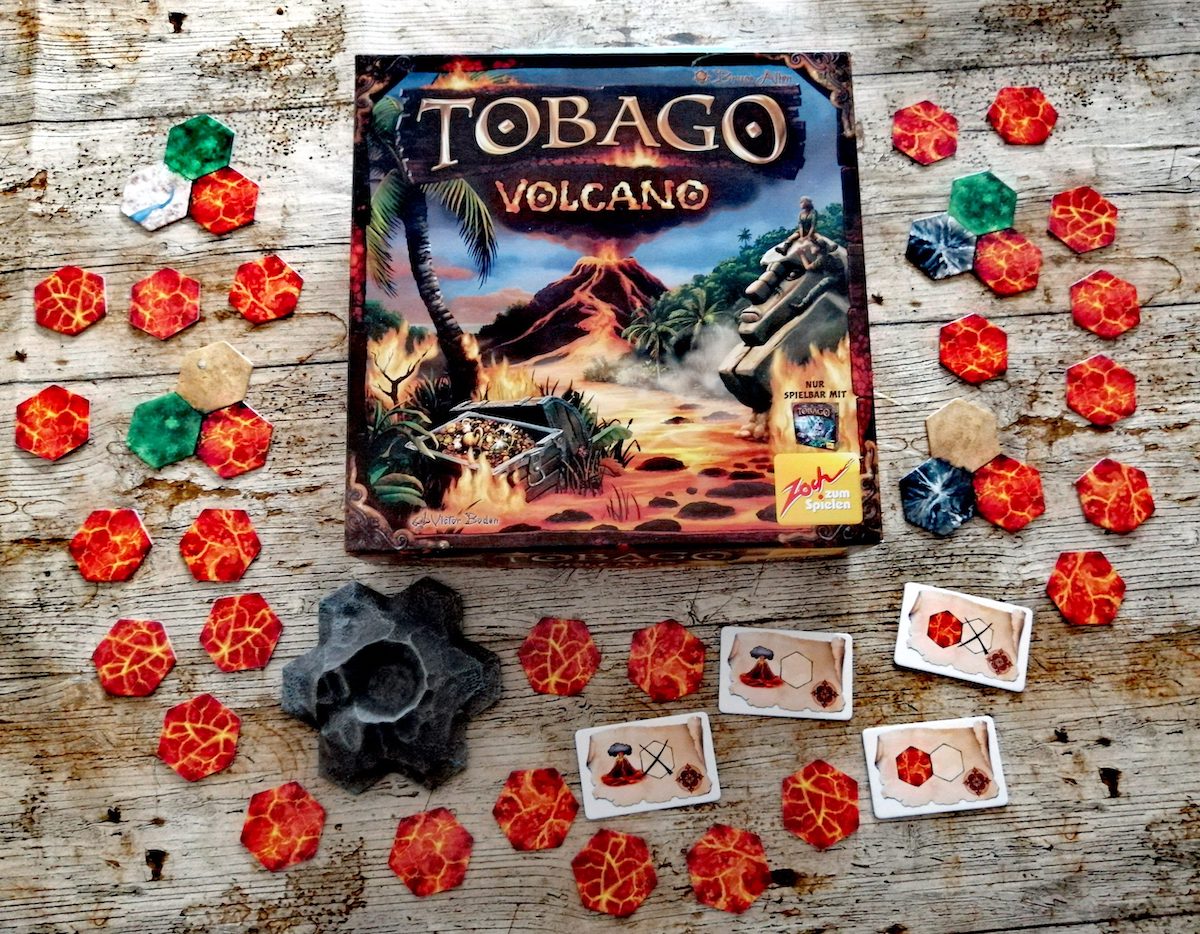 Spieleschachtel mit Inhalt