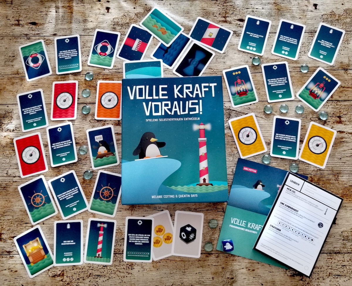 Spieleschachtel mit Inhalt