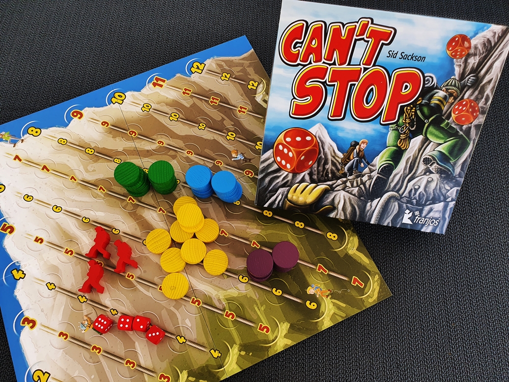 Spielkarton und Inhalt