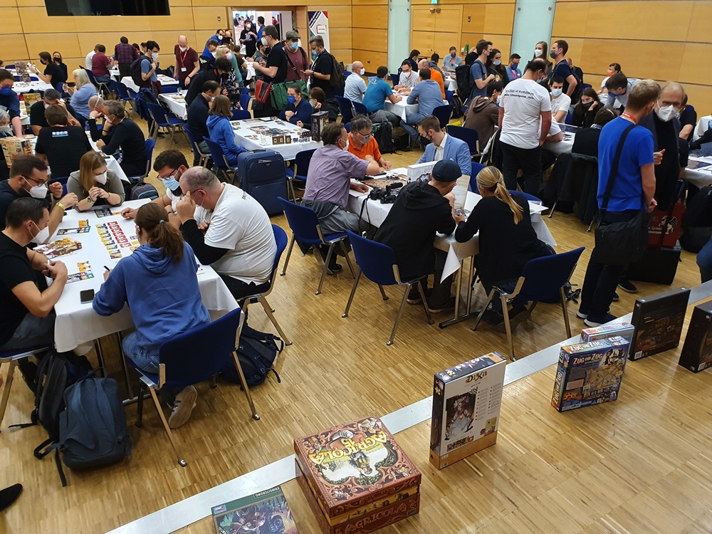 Konferenzsaal voller Besucher