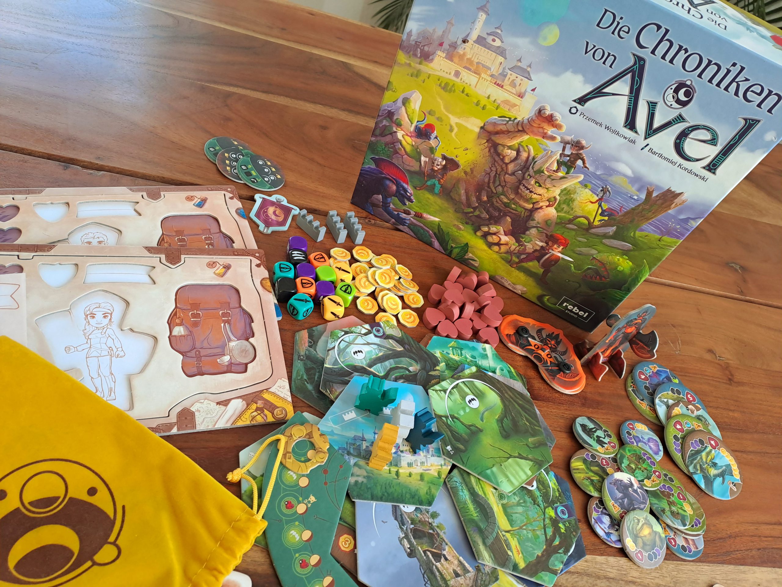 Das umfangreiche Spielmaterial.