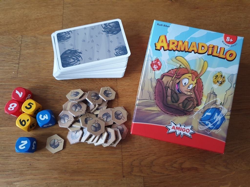 Spielkarton und Inhalt