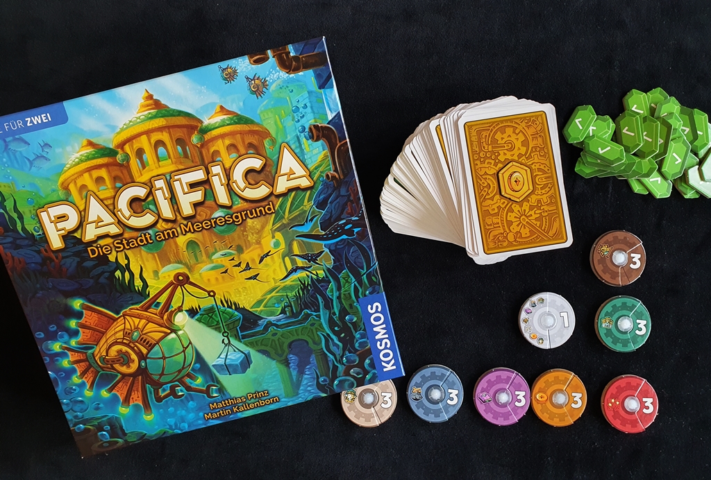 Spielkarton und Inhalt