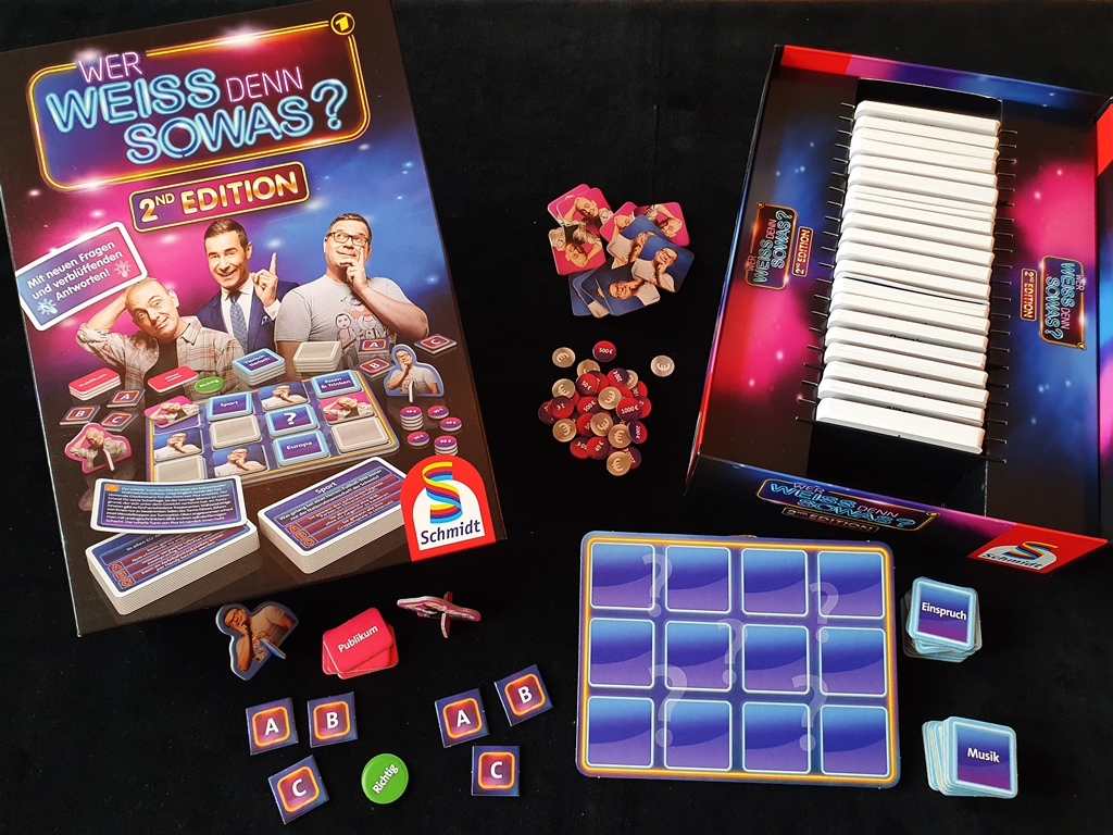 Spielkarton und Inhalt