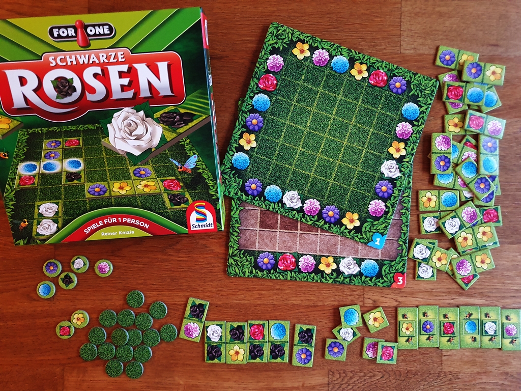 Spielkarton und Inhalt