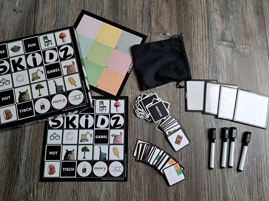 Spielmaterial und Spielkarton