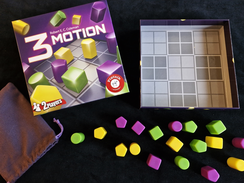 Spielkarton und Inhalt