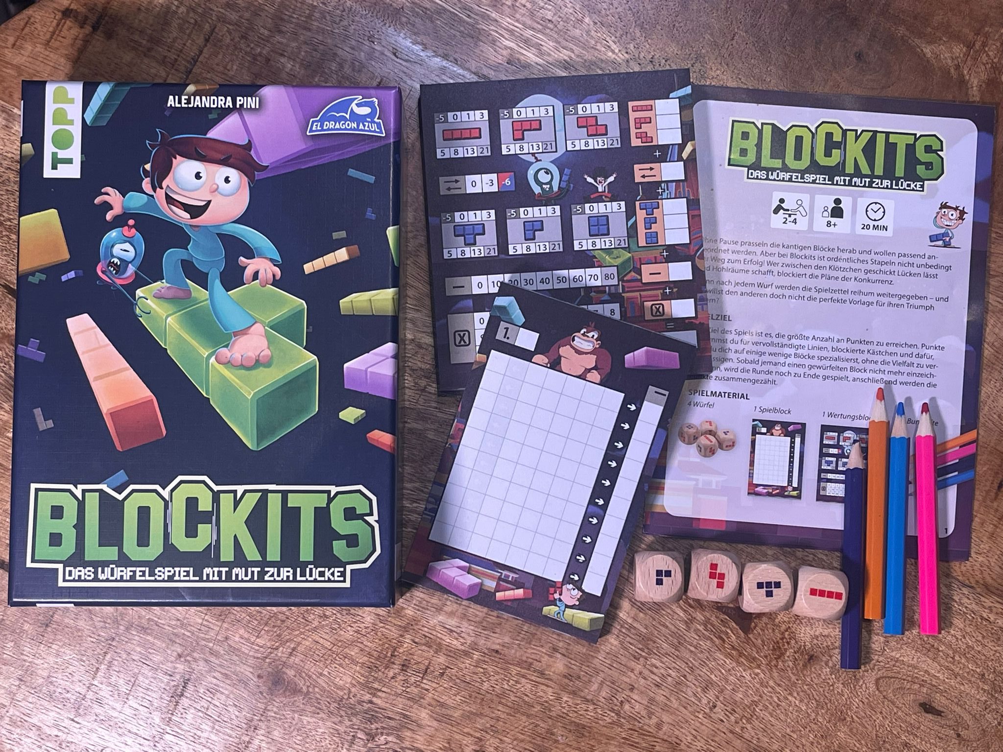 Auf dem Bild ist das Spielmaterial von Blockits abgebildet.