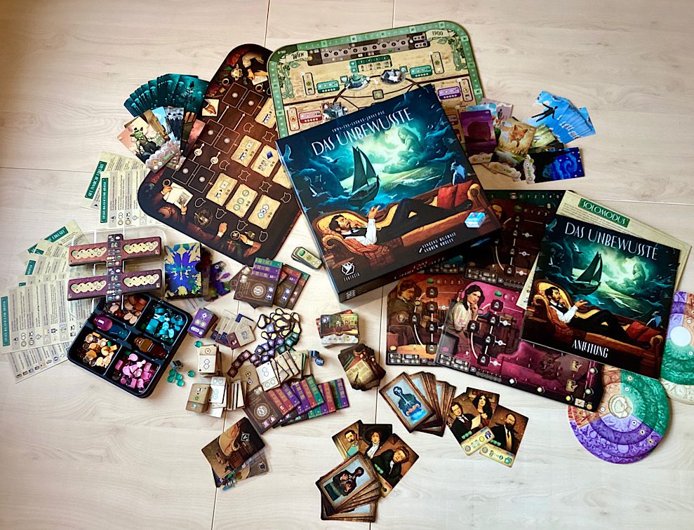 Der Spielekarton mit dem gesamten Material