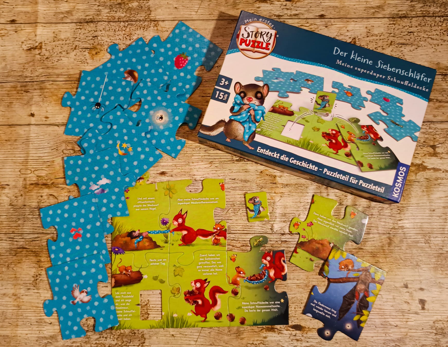 Spielschachtel mit großen 15 Puzzleteilen